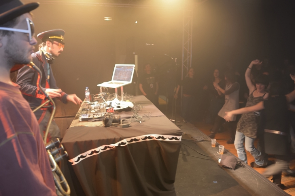 dj grounchoo