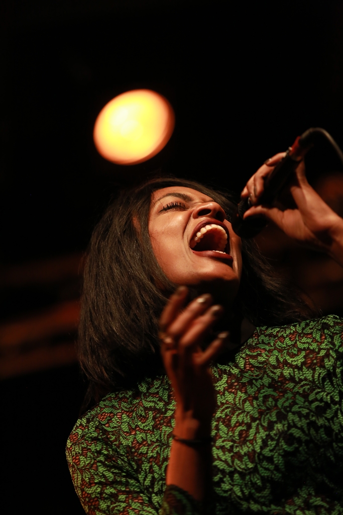V.Perier 7tet et Celia Kameni