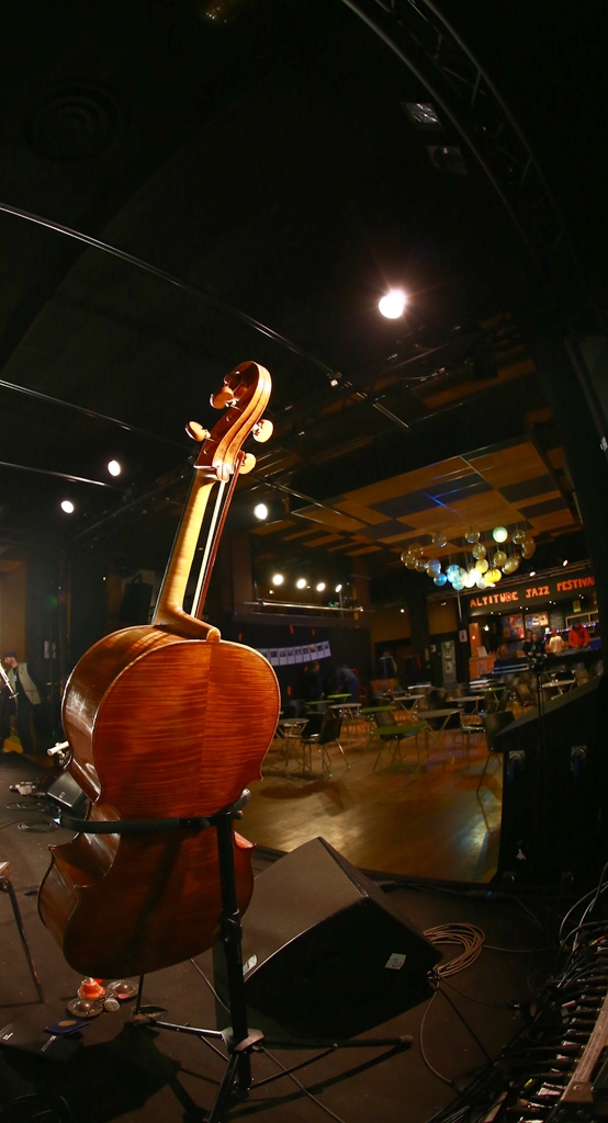 JAZZ CLUB  #1 BEZZIB