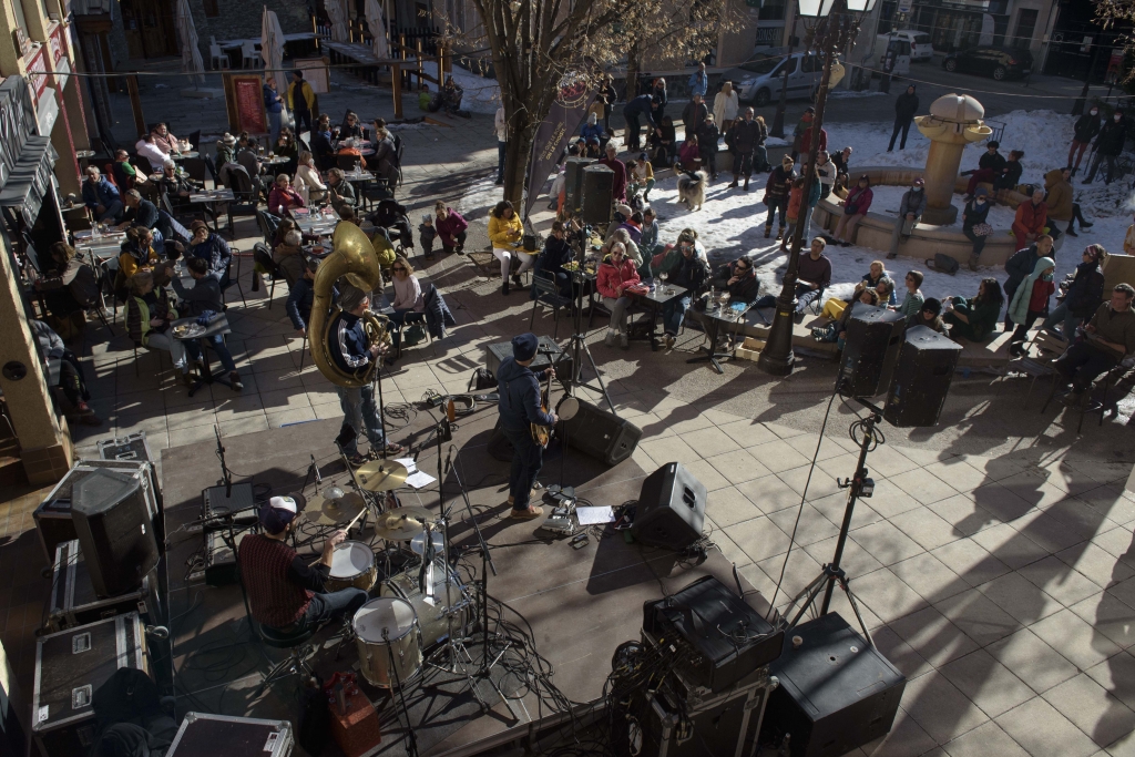 Altitude Jazz festival, Junkyard crew, Midi Concert, Place centrale, Photo Simon Le Gal