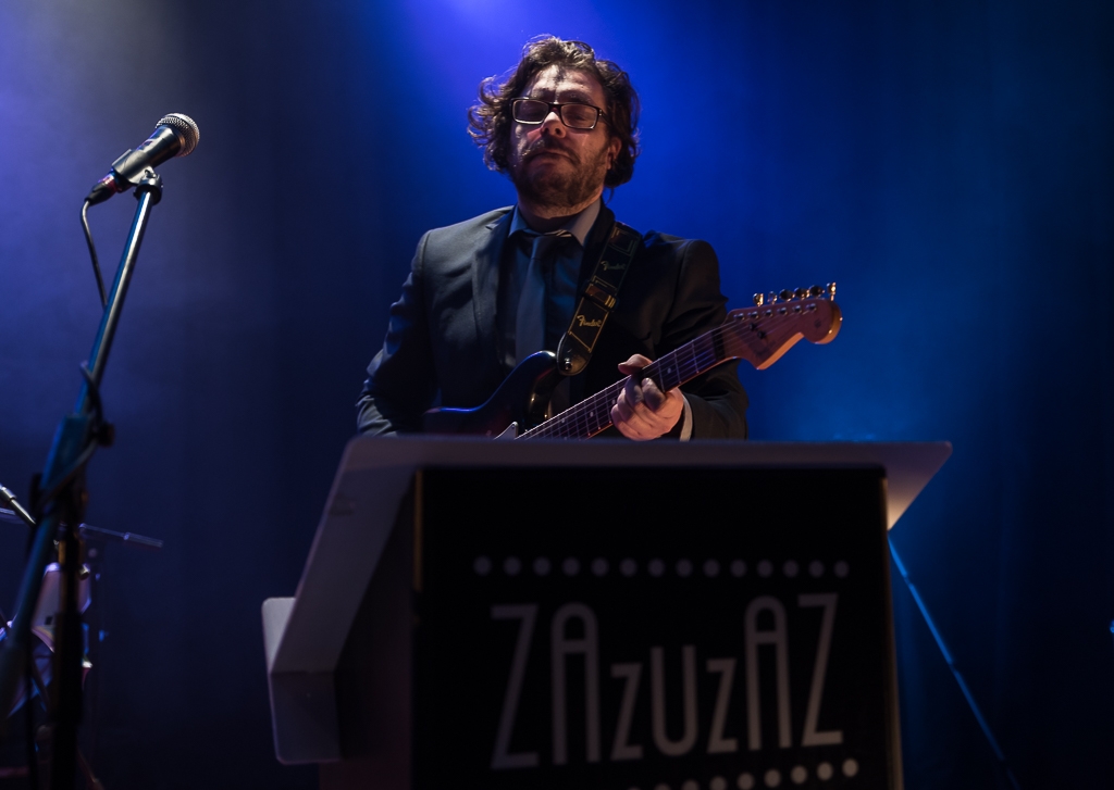 zazuzaz